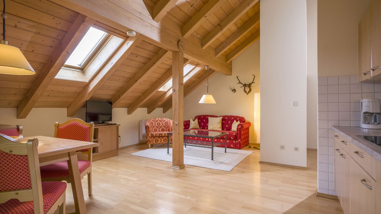 geräumiger Wohn- und Essbereich geräumiger Wohn- und Essbereich